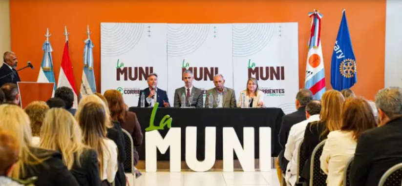 Image default